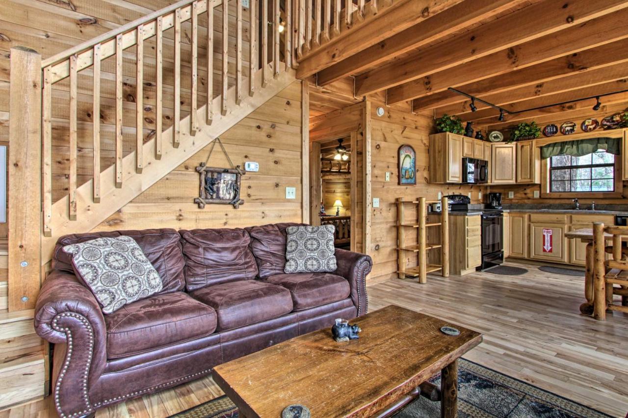Sevierville Sanctuary Hot Tub, Pool Table And Deck! 외부 사진