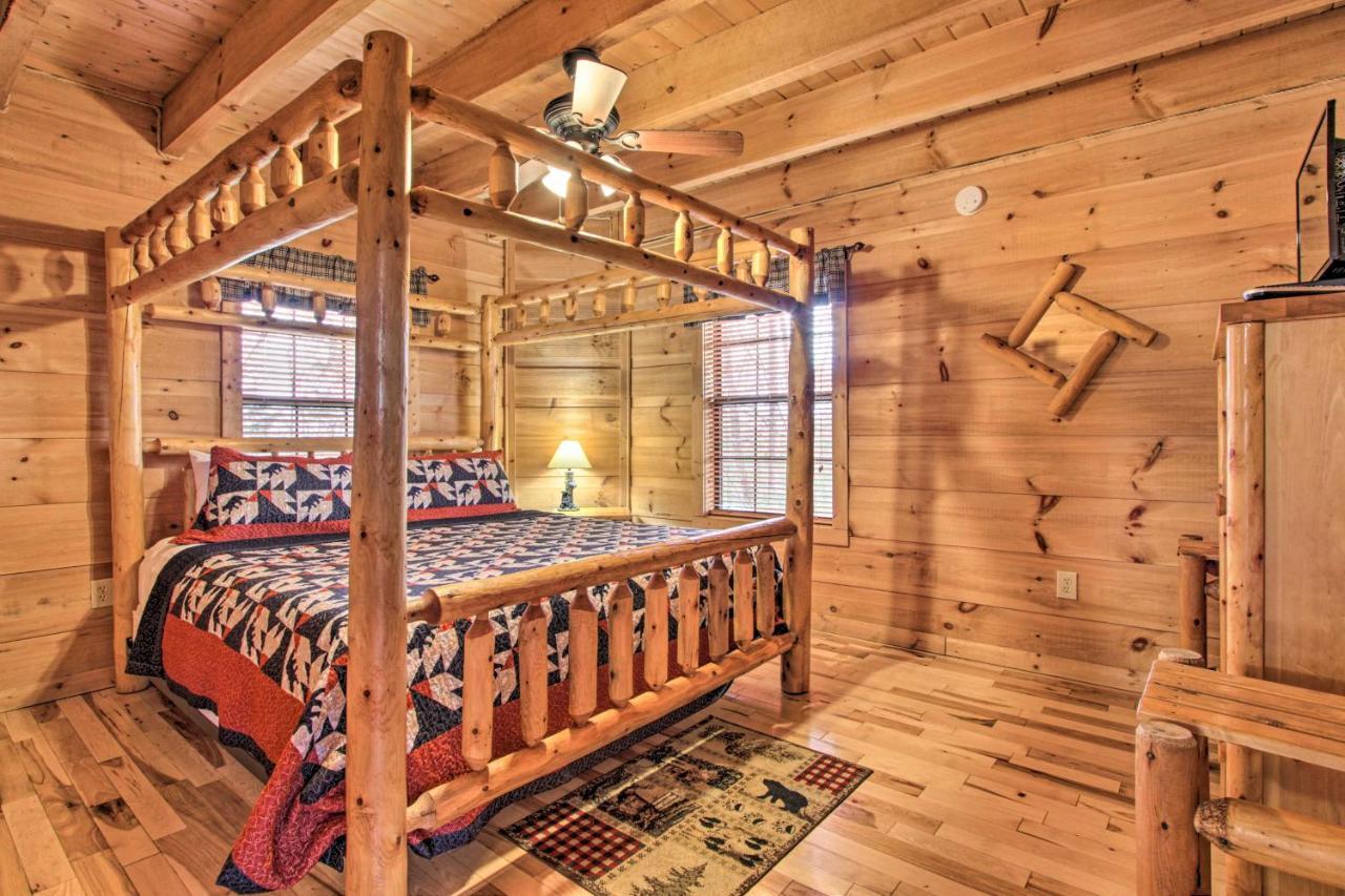 Sevierville Sanctuary Hot Tub, Pool Table And Deck! 외부 사진