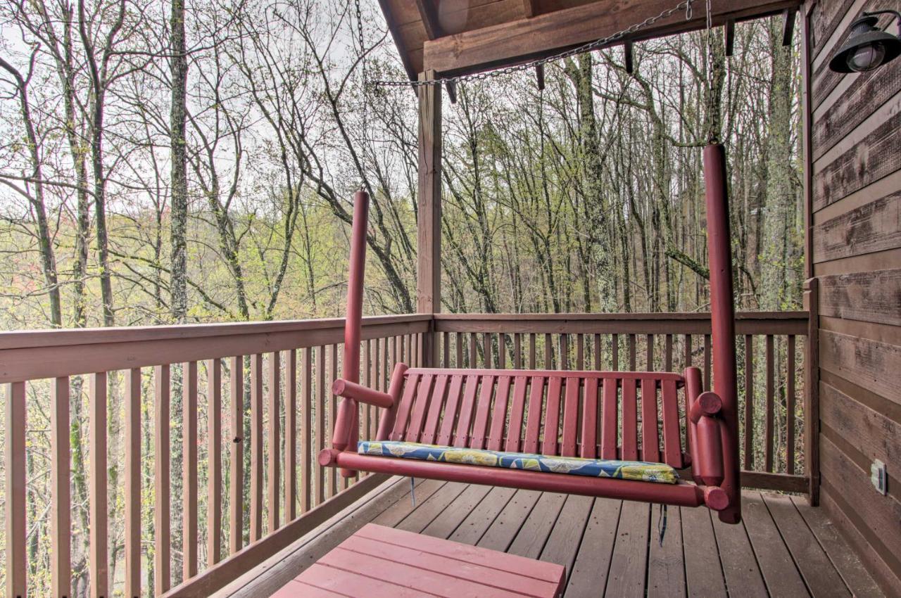 Sevierville Sanctuary Hot Tub, Pool Table And Deck! 외부 사진